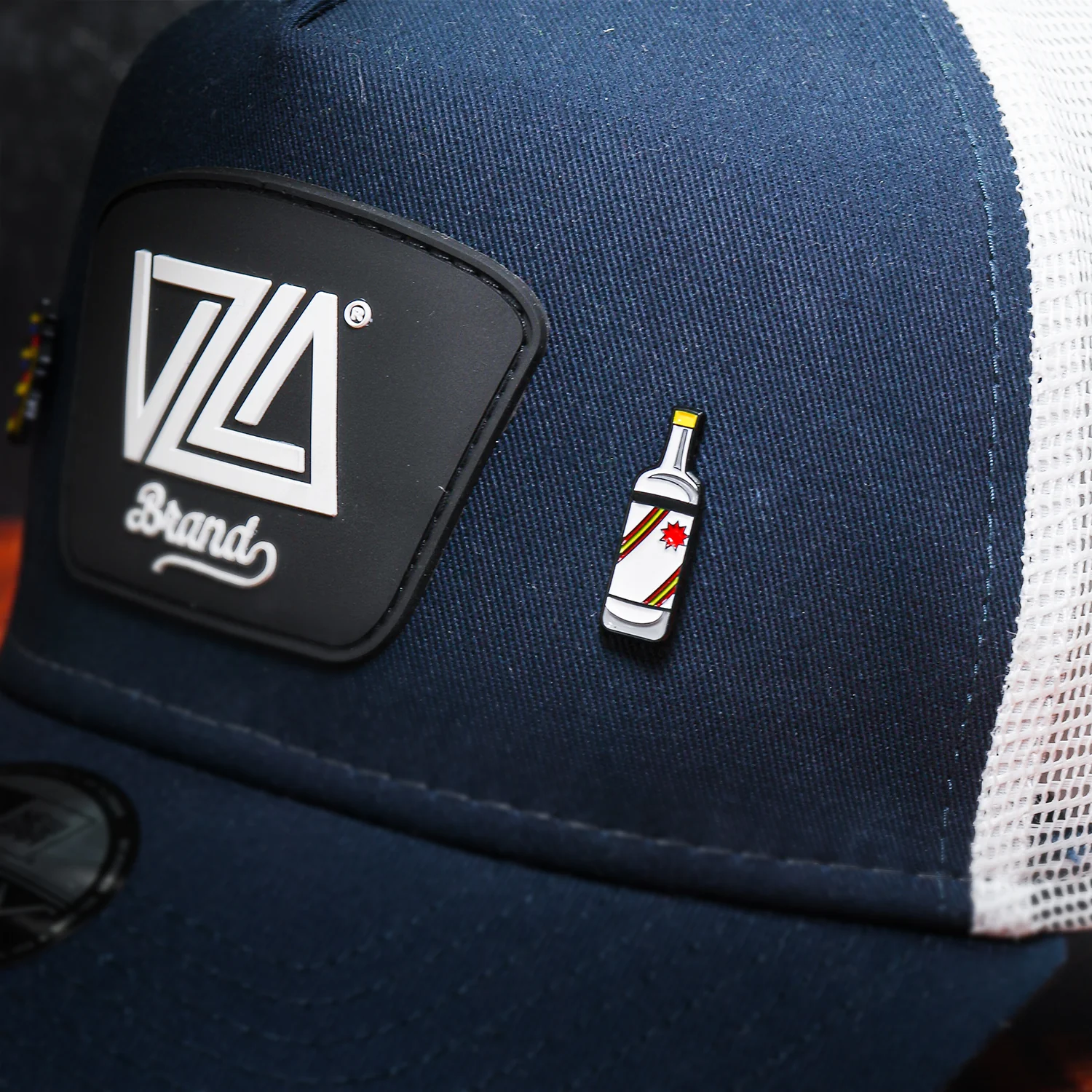 VZLA Anís Botella Pin - Image 4