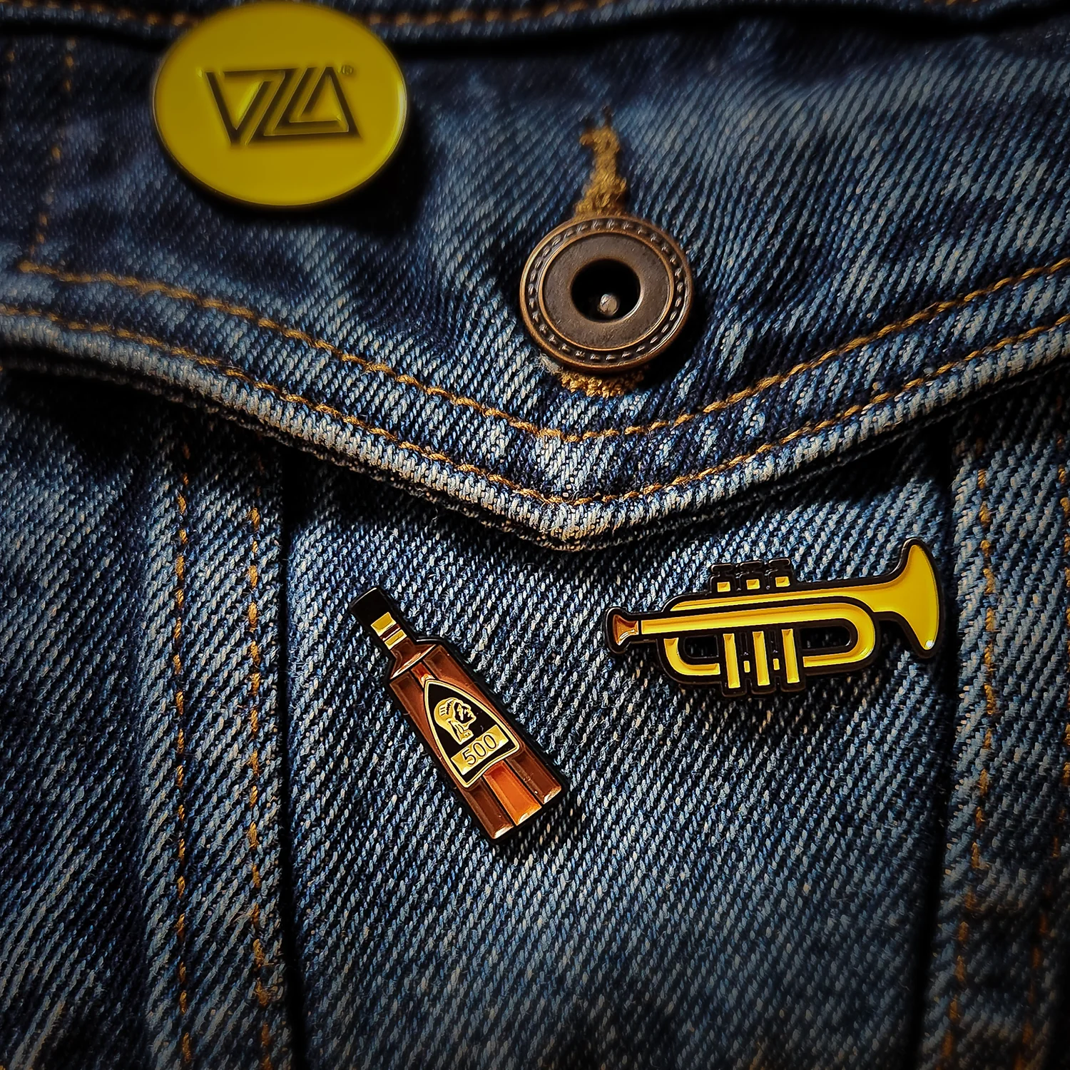 VZLA Botella 500 Pin - Image 3